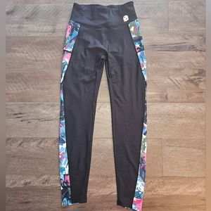 🧘‍♀️ Josie Natori Graphic Print Yoga Leggings - Size Small NWT